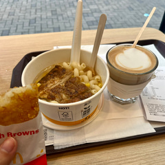 aedbf651-db2a-4b42-bb3b-222b41c9ebb3